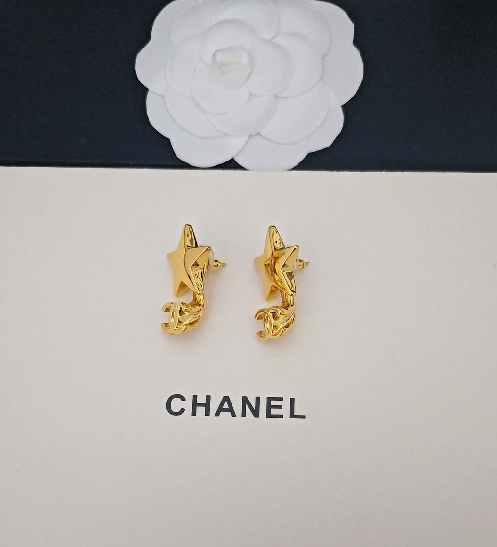 Chanel Star Earrings - album image 4