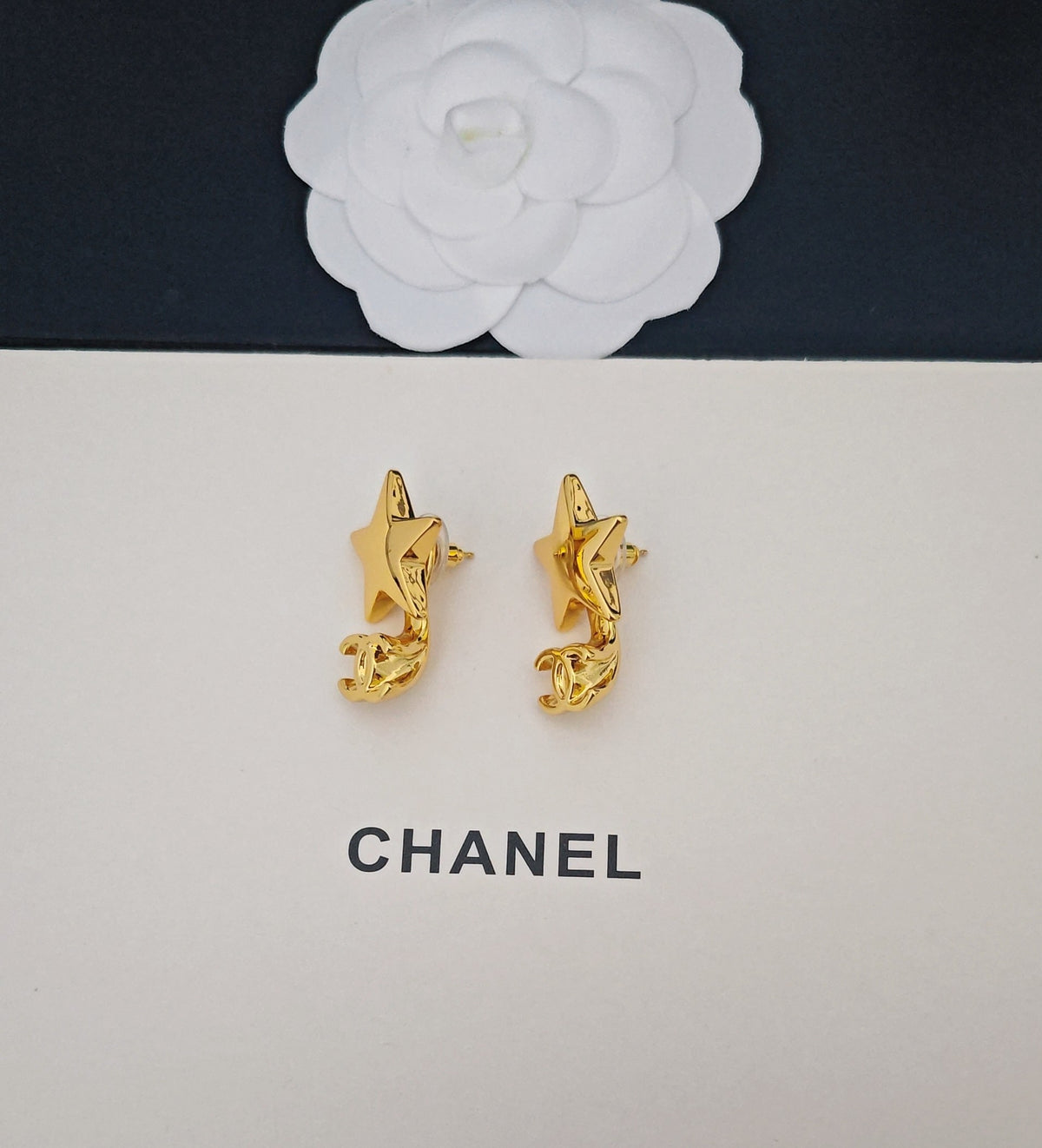 Chanel Star Earrings - album image 4