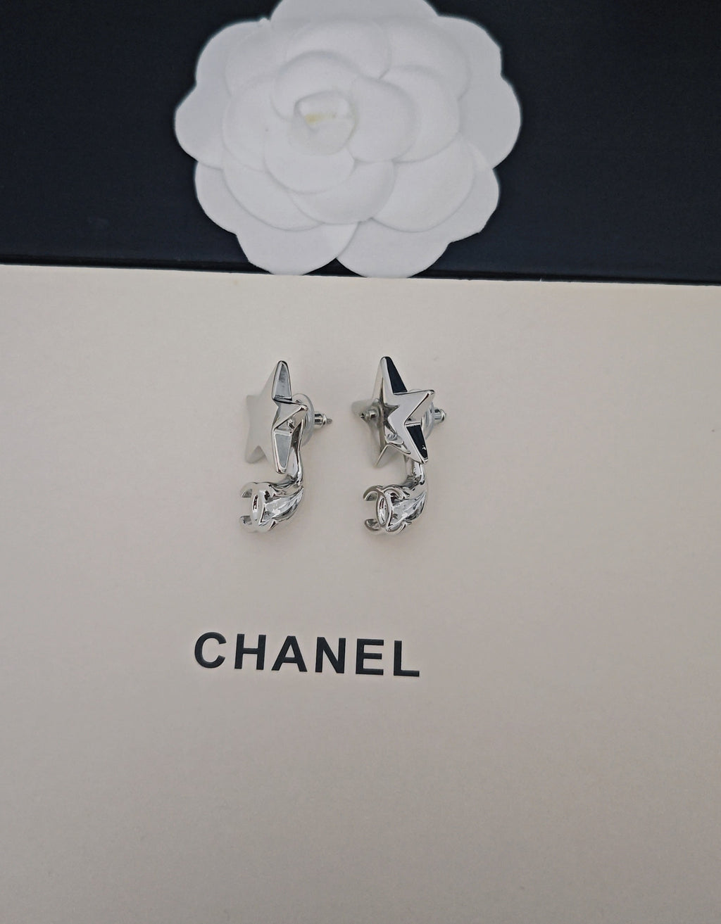 Chanel Star Earrings - album image 4