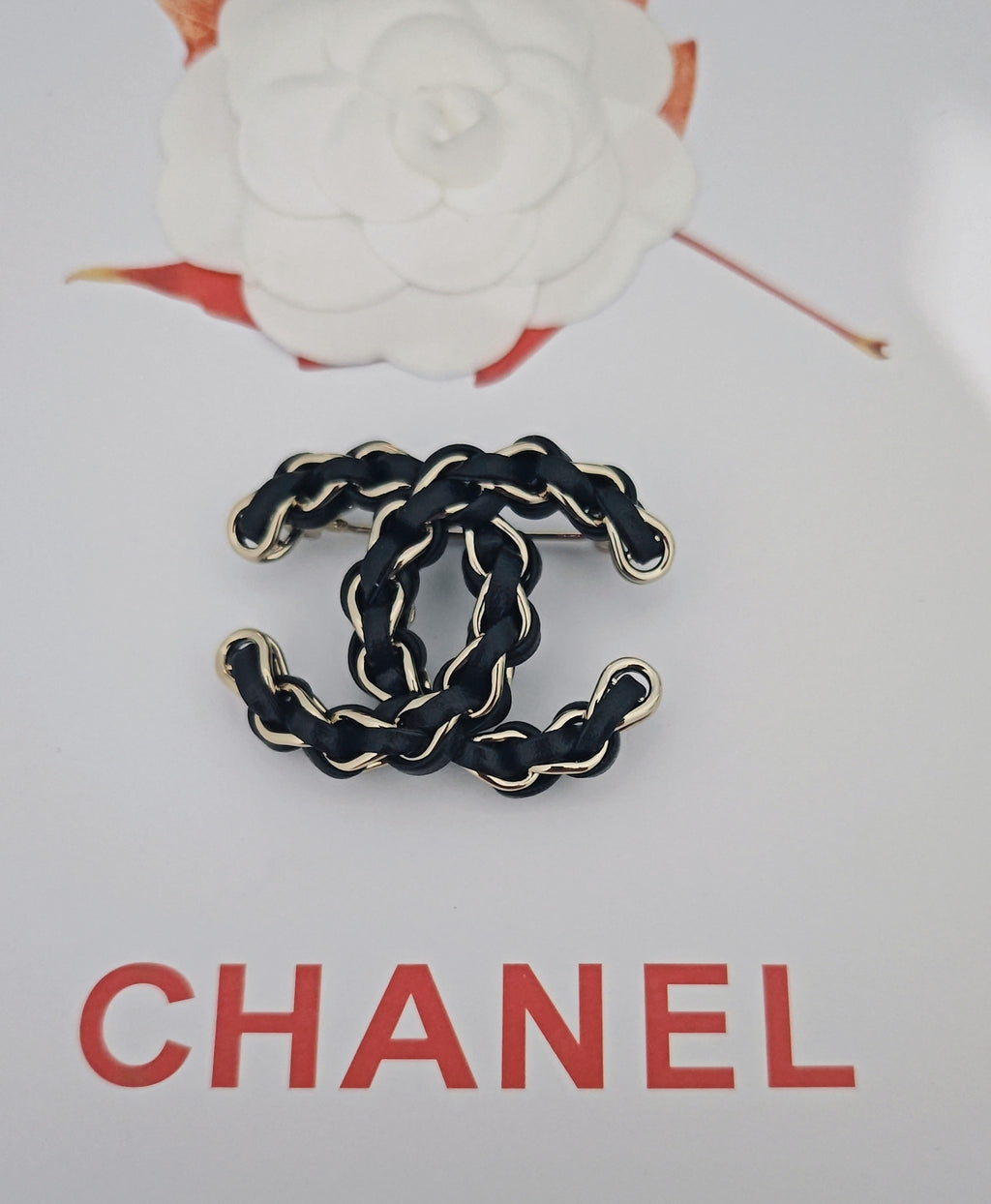 Chanel Twisted Brooch - album image 4