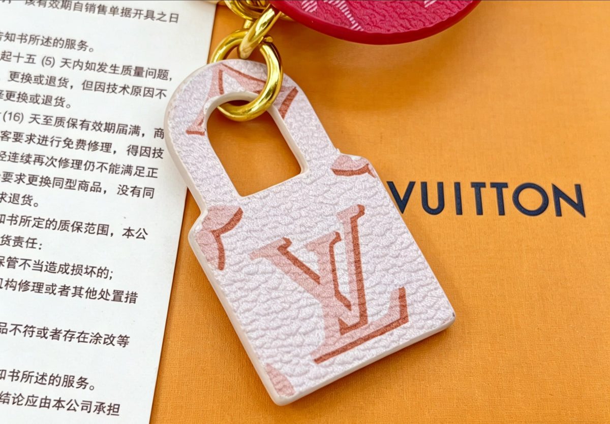 Louis Vuitton Fuchsia Red Gradient Monogram V Letter Keychain - album image 6