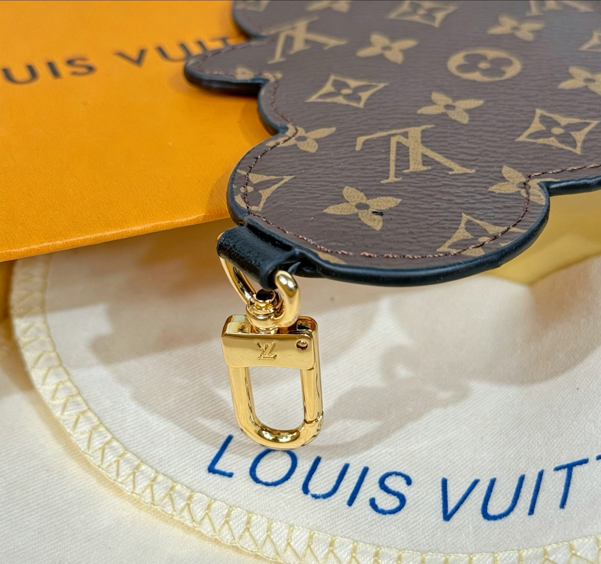 Louis Vuitton Superflat Panda V Letter LV Letter Leather Panda Keychain - album image 6