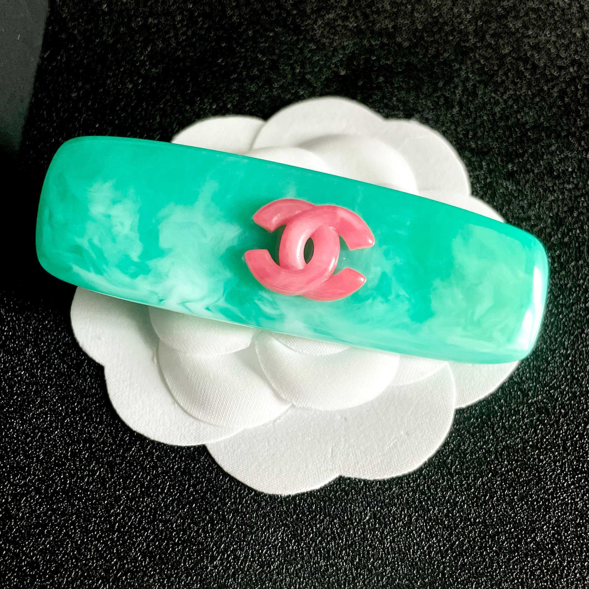 Chanel Interlocking C Hair Barrette - album image 8