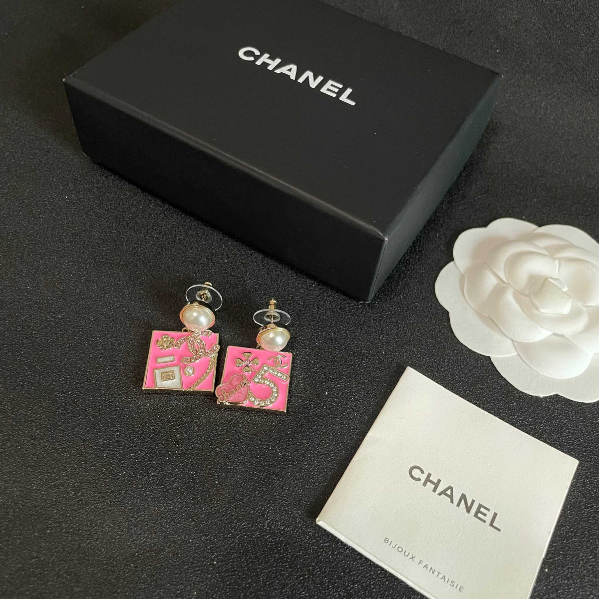 Chanel Interlocking C Asymmetric Earrings - album image 5