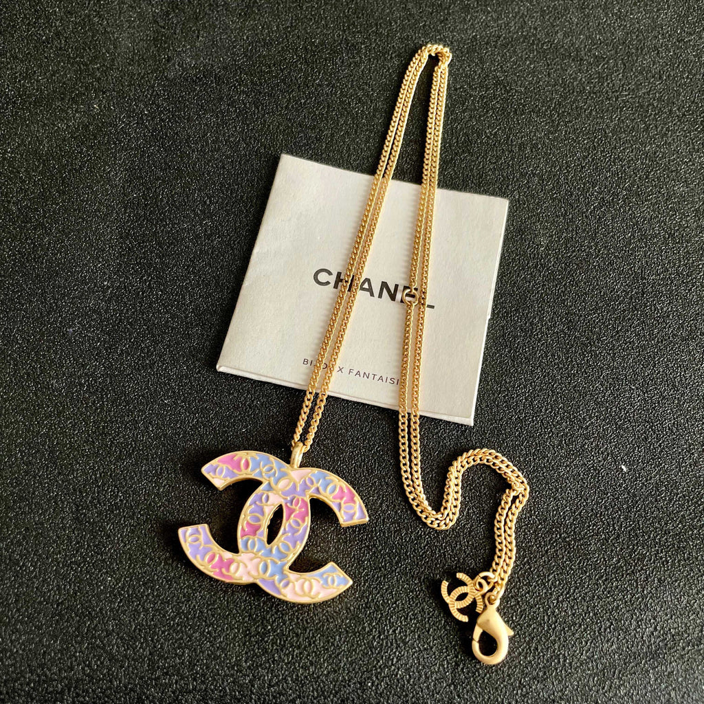Chanel Interlocking C Necklace - album image 9