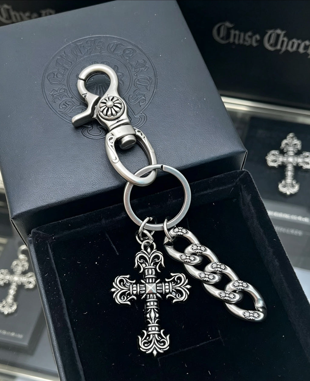 Chrome Hearts Cross Key Pendant Antiqued Chain Belt - album image 2