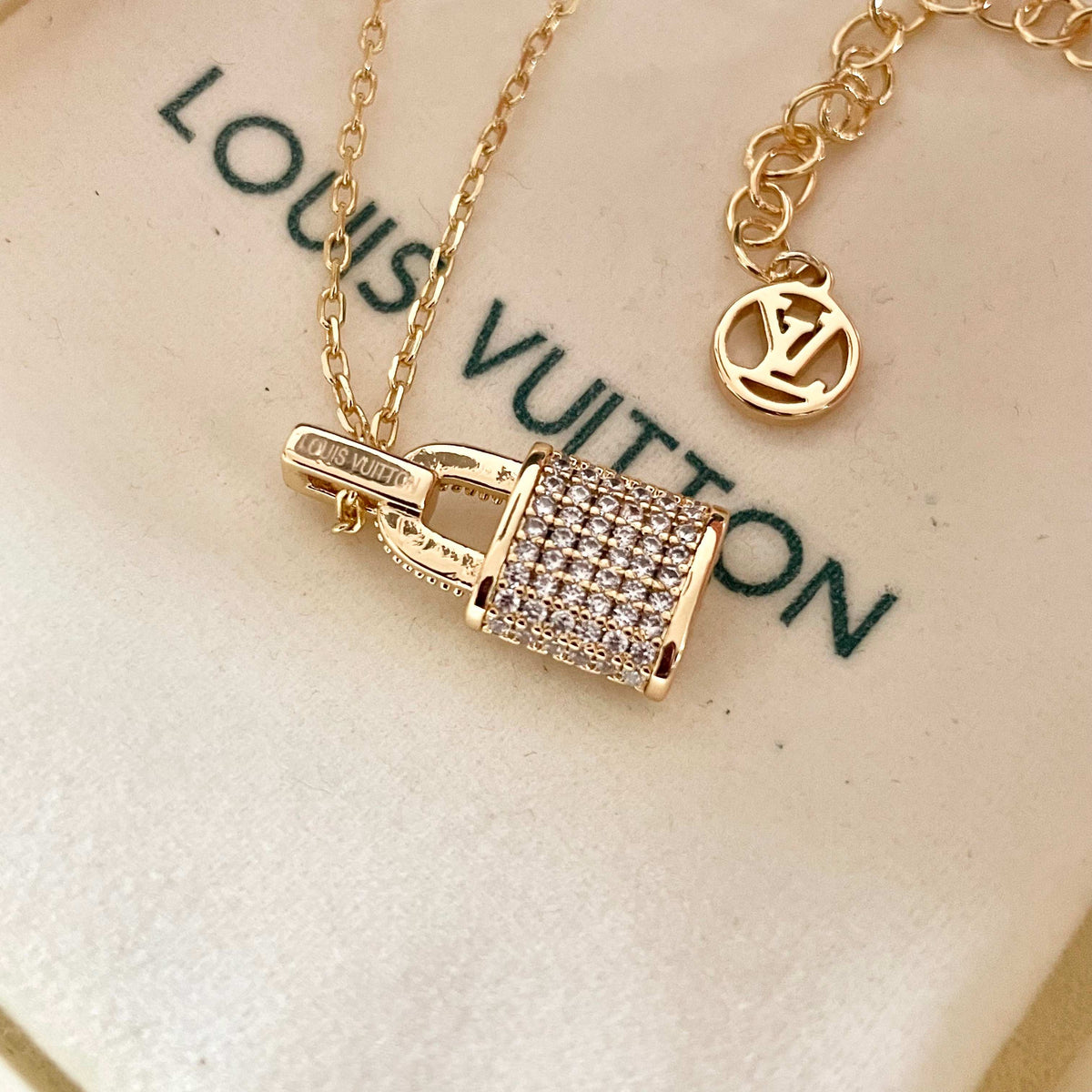 Louis Vuitton Double Flower Pendant Necklace - album image 8