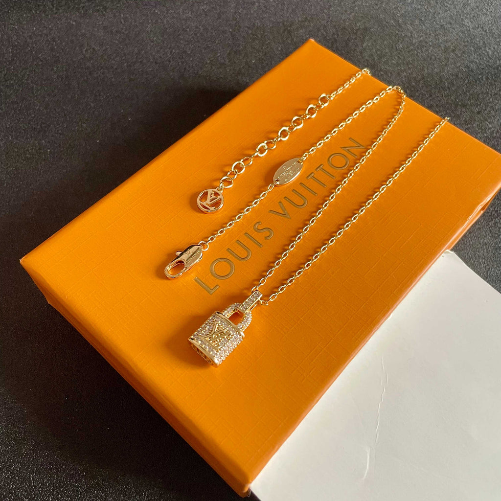 Louis Vuitton Double Flower Pendant Necklace - album image 6