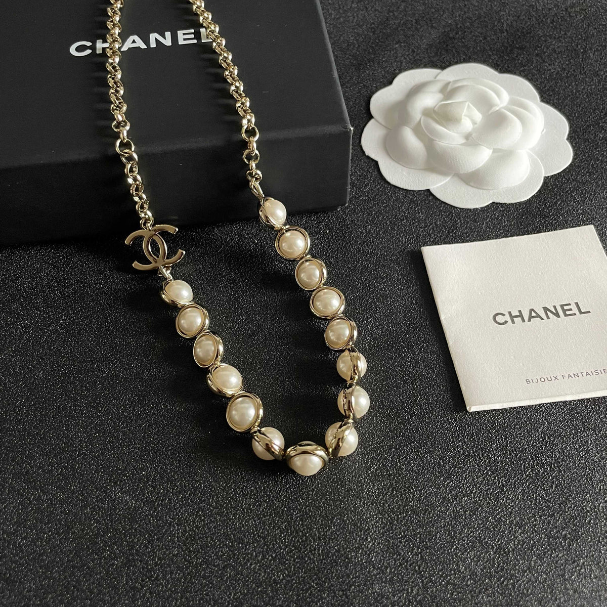 Chanel Interlocking C Pearl Necklace - album image 6