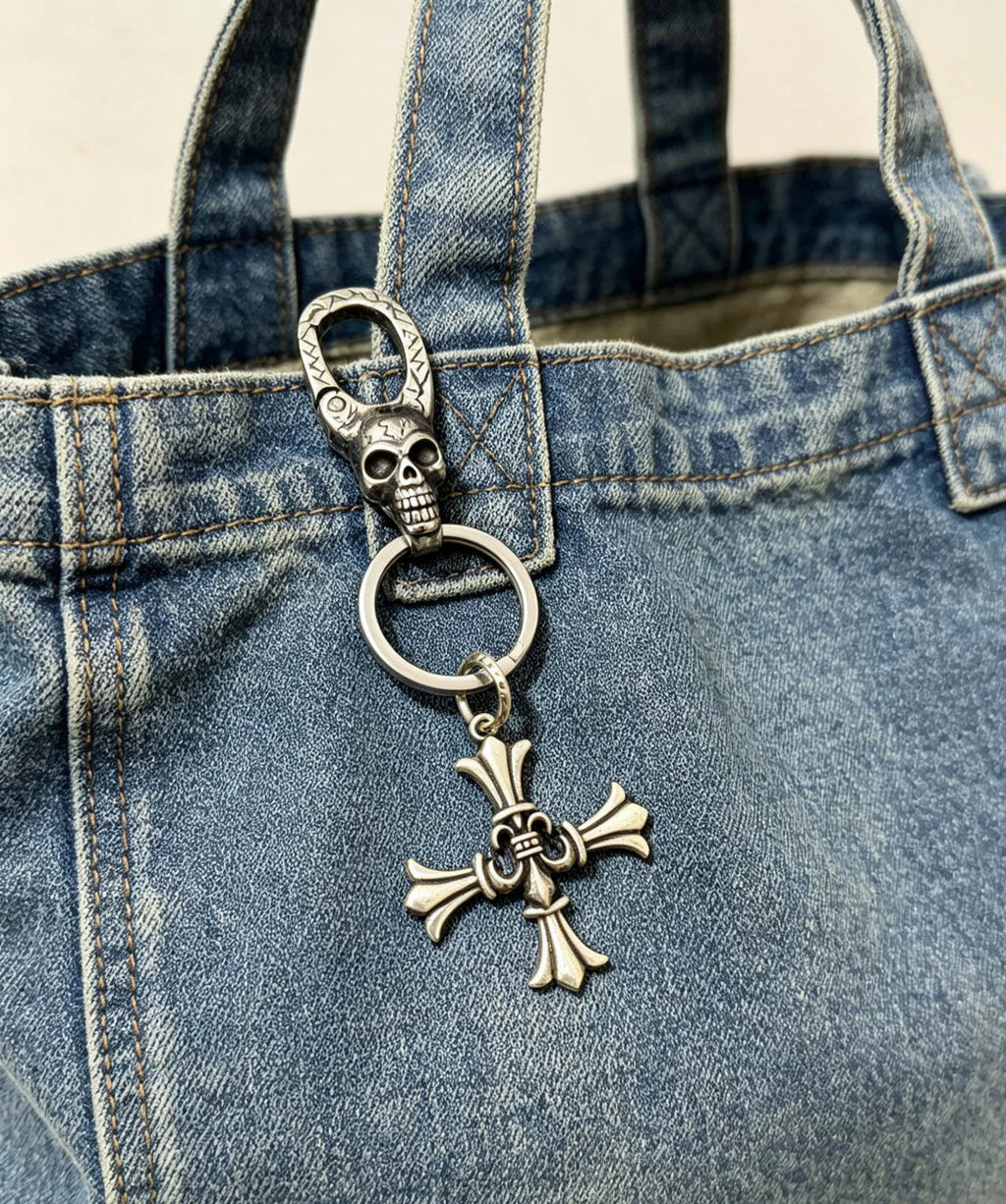 Chrome Hearts Flared Fleur Cross Clip Keychain - album image 6
