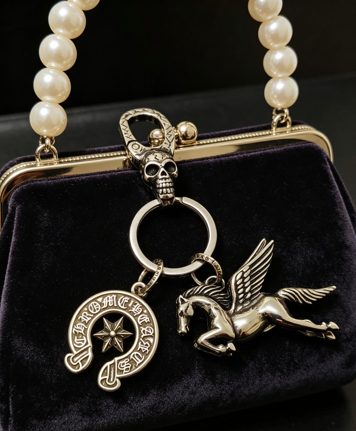 Chrome Hearts Horseshoe Pegasus Clip Keychain - album image 5