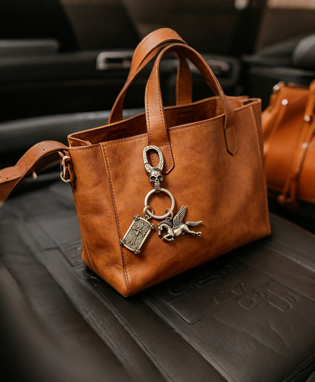 Chrome Hearts Cross Plaque Pegasus Keychain - album image 4