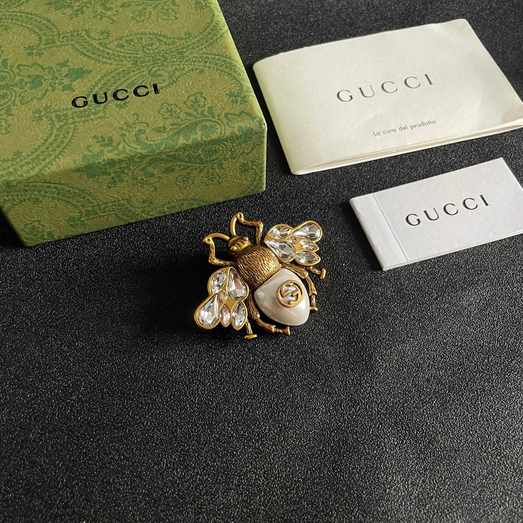 Gucci Gold-Tone Bee and Pearl Brooch - album image 6