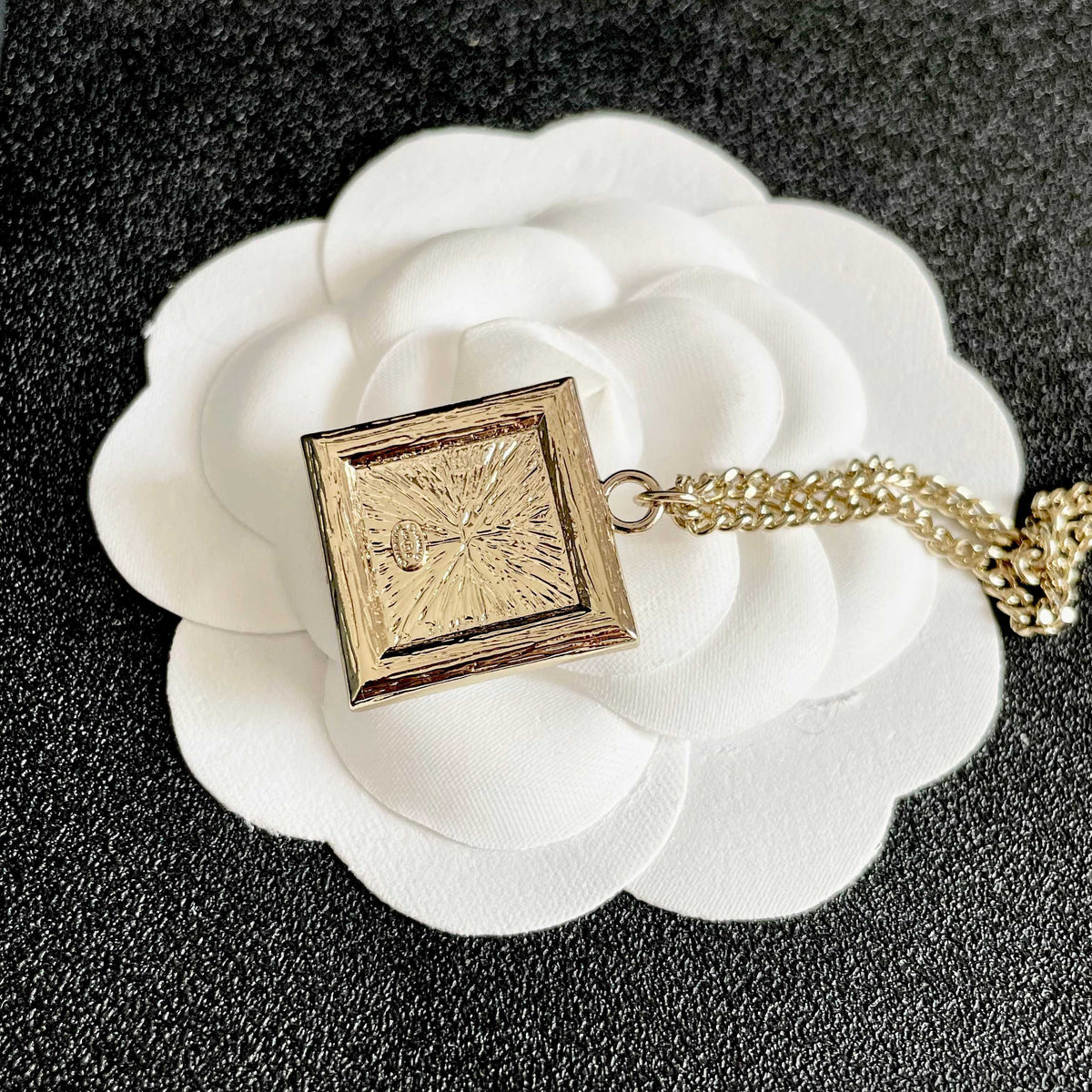Chanel Interlocking C Necklace - album image 8