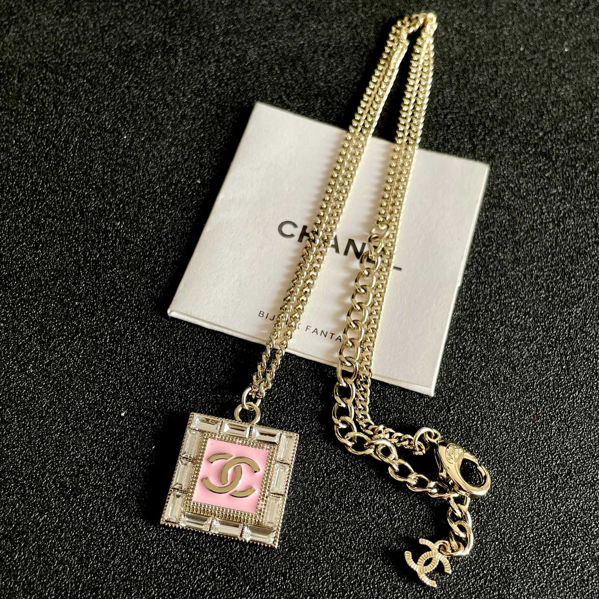 Chanel Interlocking C Necklace - album image 9