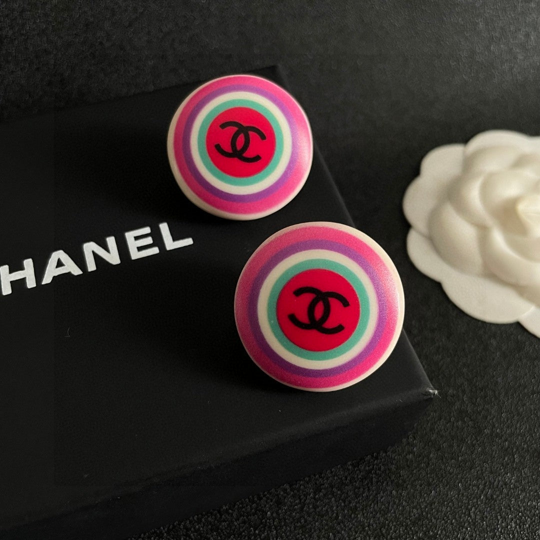 Chanel Interlocking C Circular Stud Earrings - album image 9