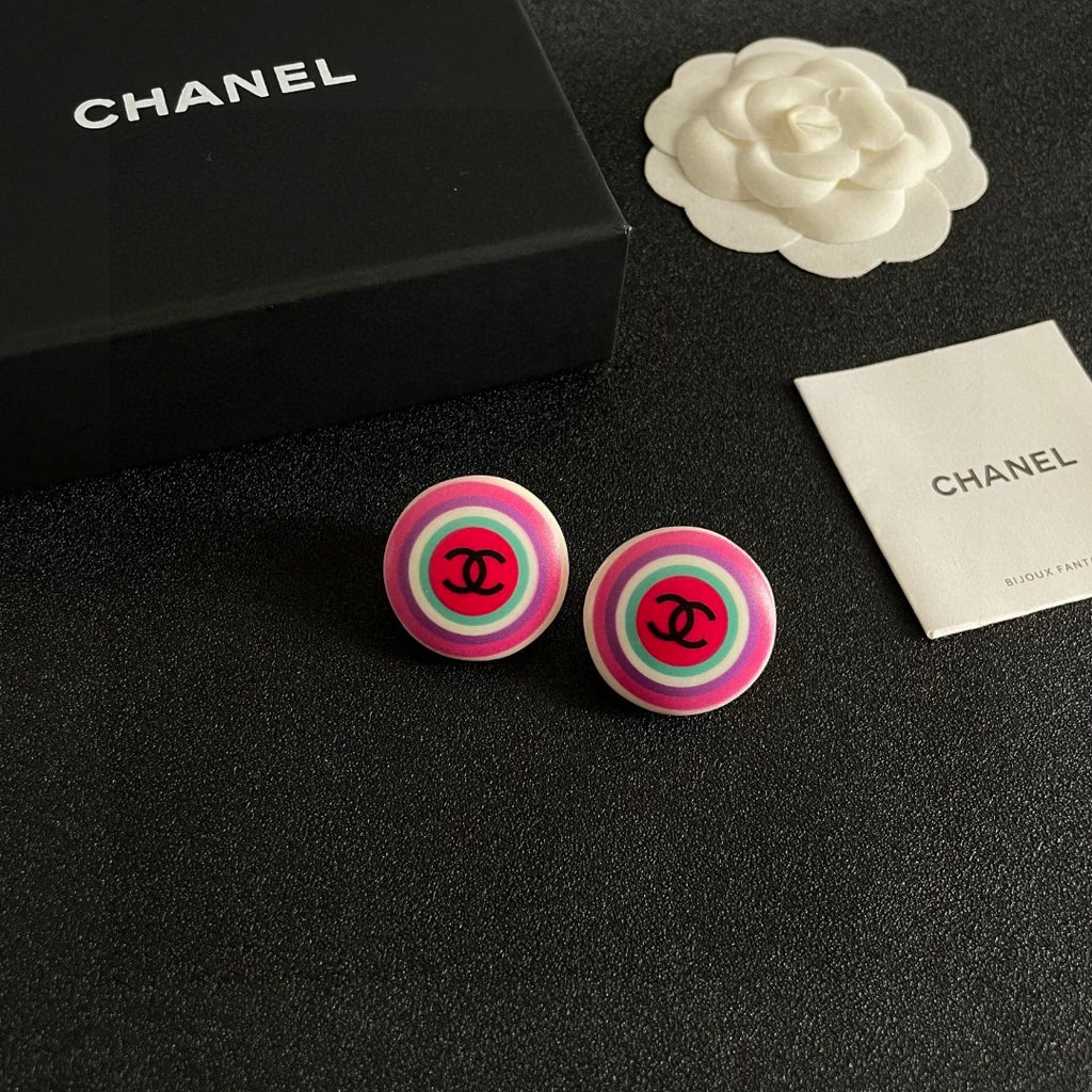 Chanel Interlocking C Circular Stud Earrings - album image 6