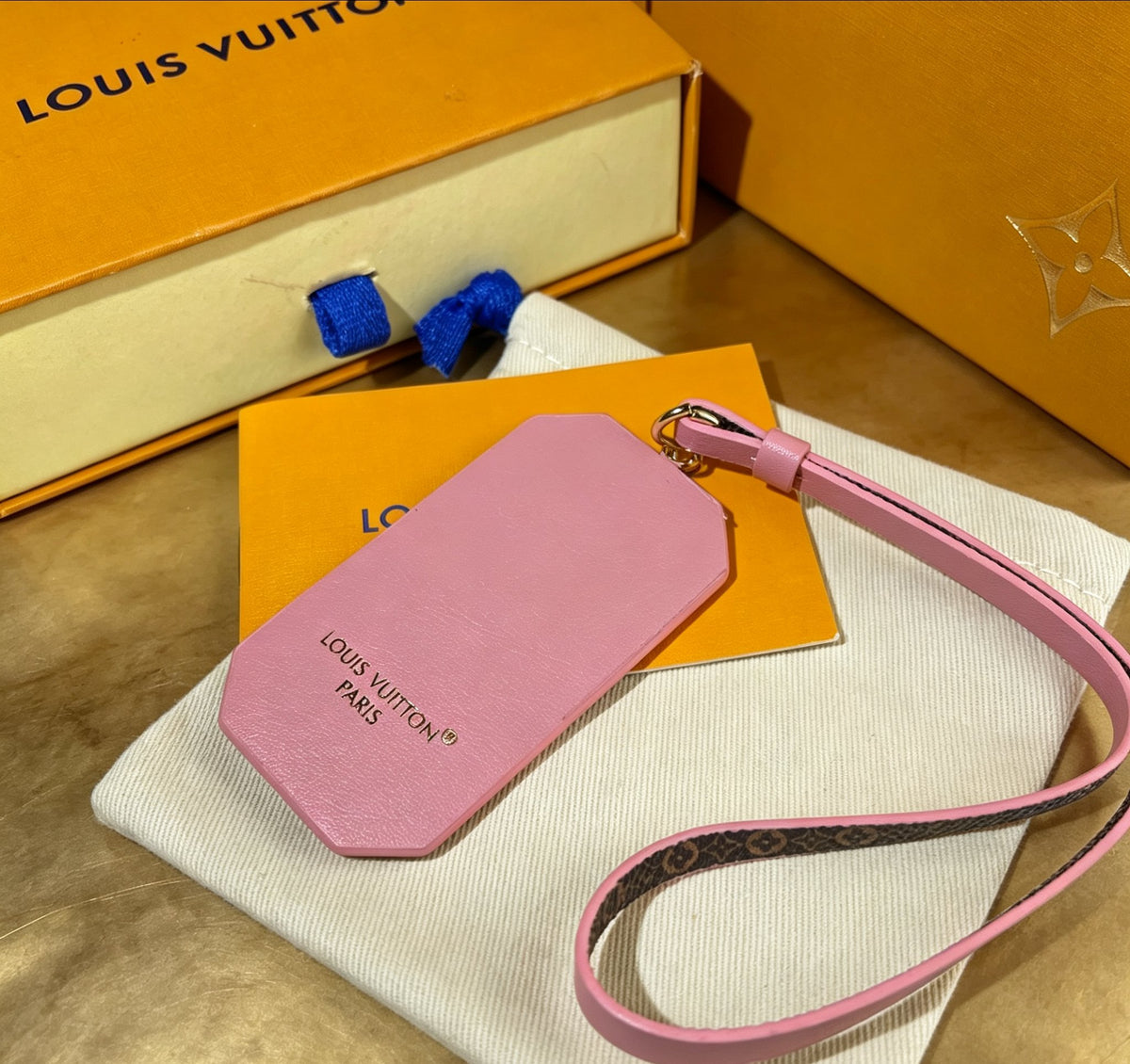 Louis Vuitton SYLT Pink Monogram Leather Luggage Tag - album image 6