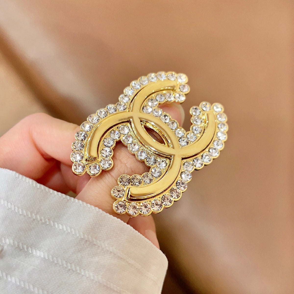 Chanel Gold-Tone Pearl CC Brooch - album image 3