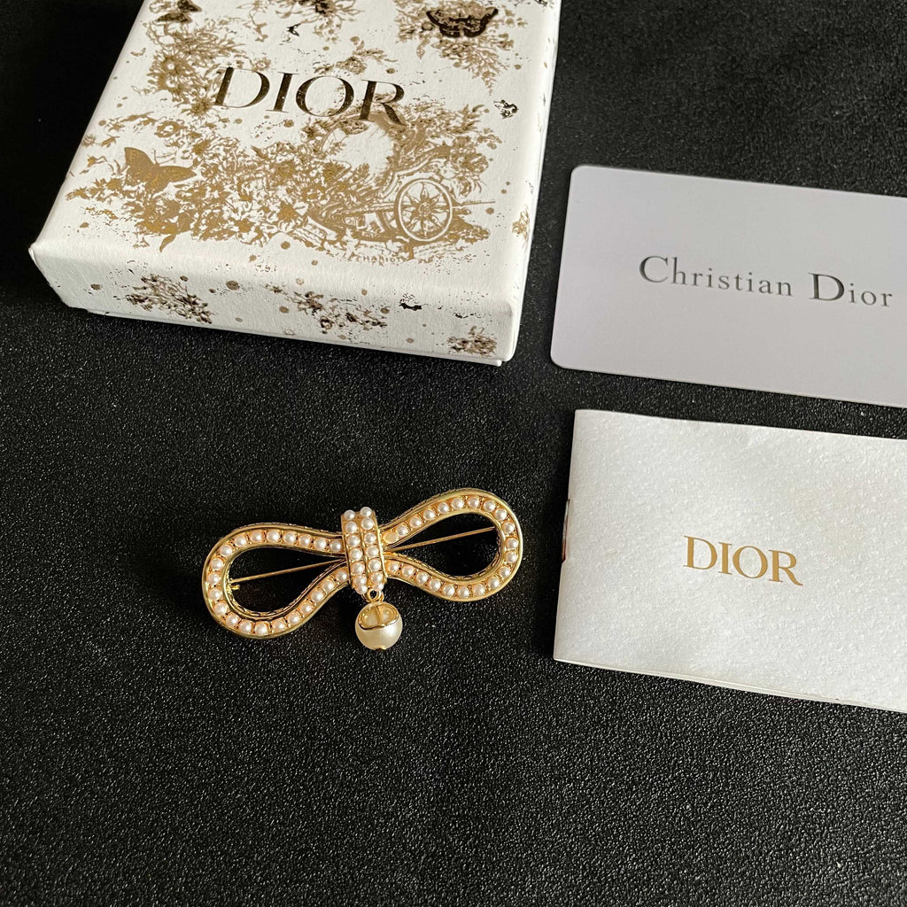 Dior Crystal Ribbon Bow Brooch - product image 5