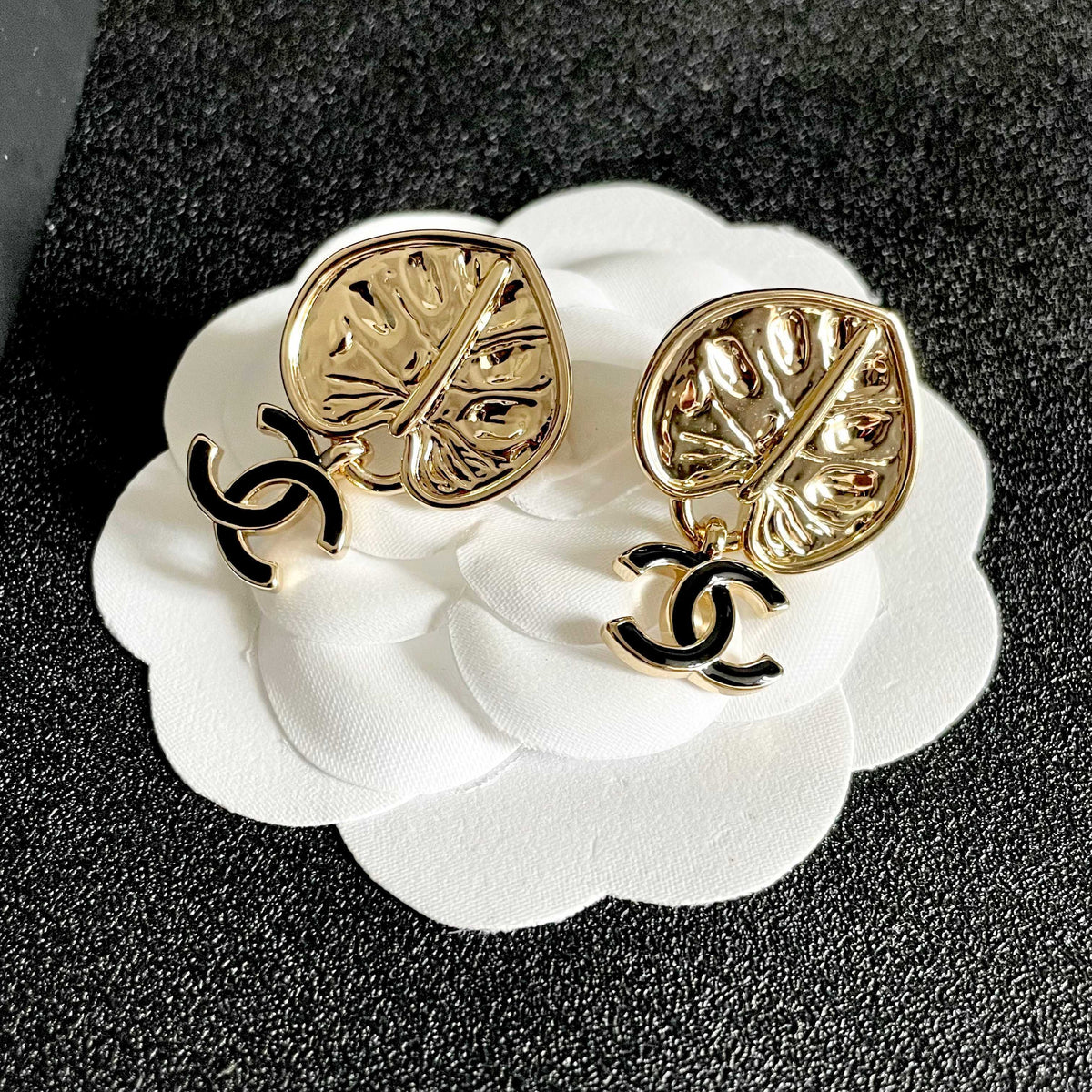 Chanel Interlocking C Earrings - album image 8