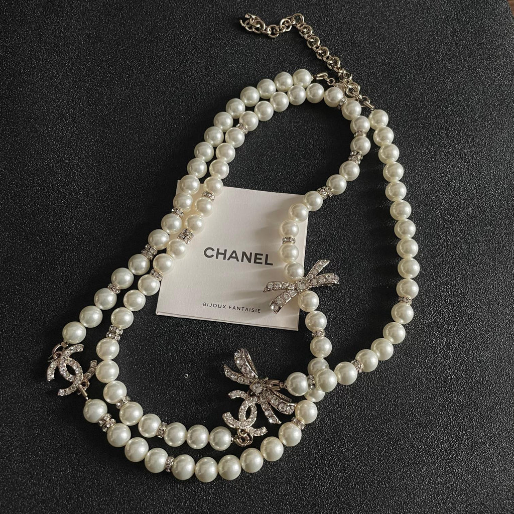 Chanel Pearl Letter Chain Necklace - album image 9