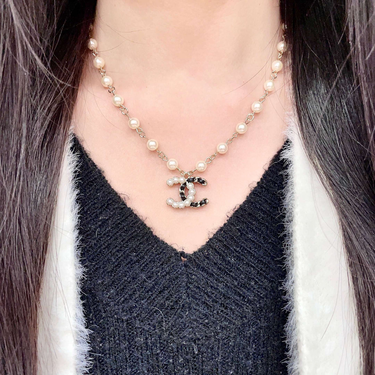 Chanel Pearl CC Pendant Necklace - album image 3