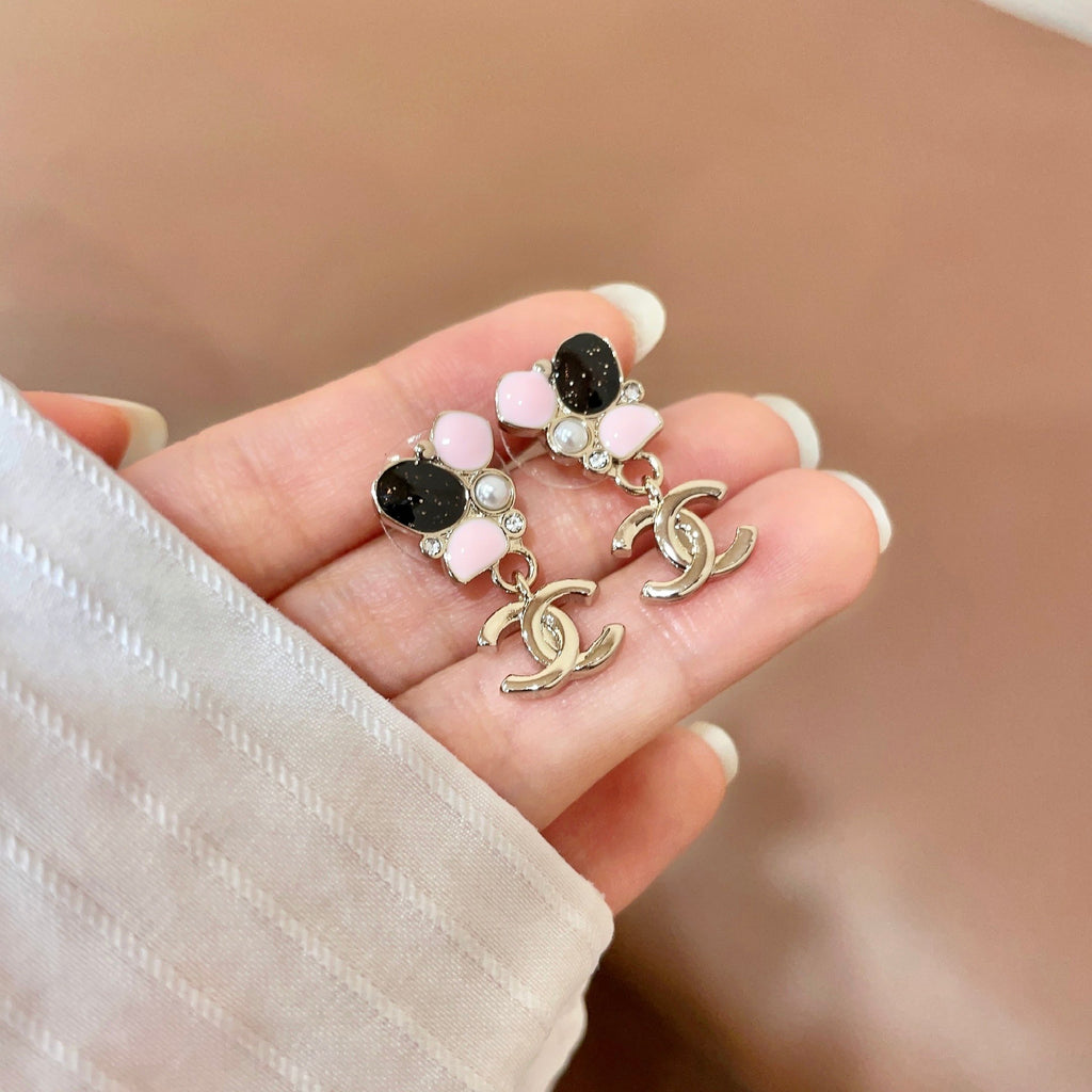 Chanel Interlocking C Stud Earrings - album image 4