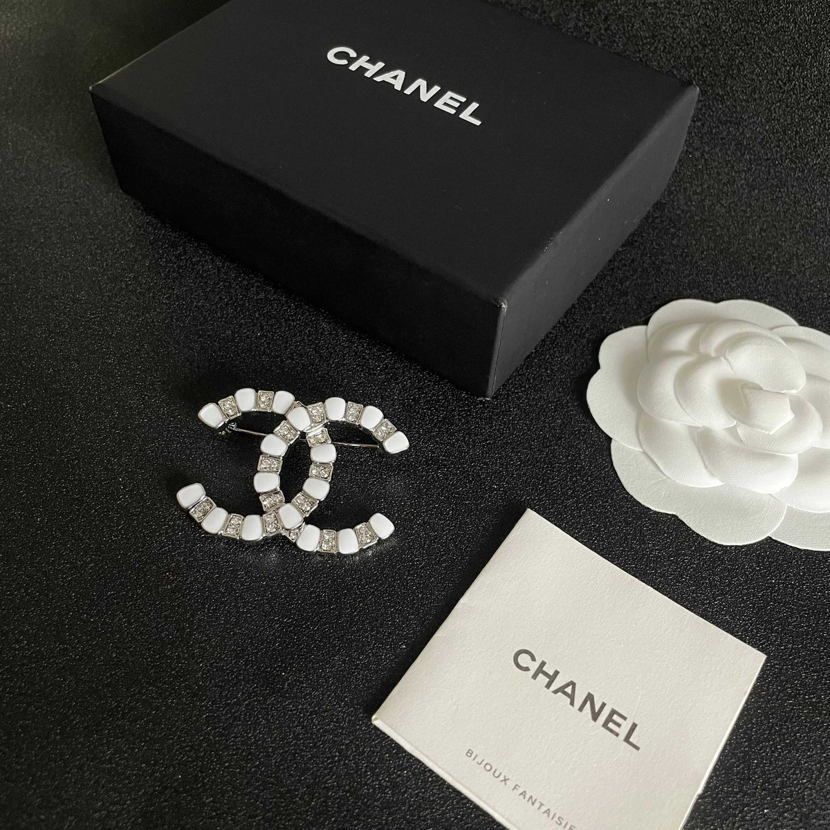 Chanel Silver-Tone Pearl CC Brooch - album image 5