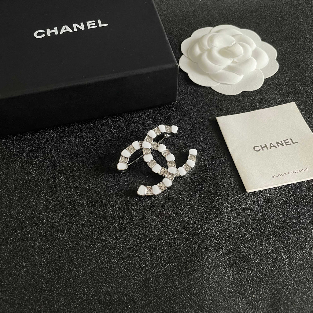 Chanel Silver-Tone Pearl CC Brooch - album image 6