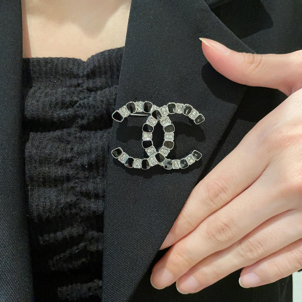 Chanel Dark Silver-Tone Cutout CC Brooch - album image 1