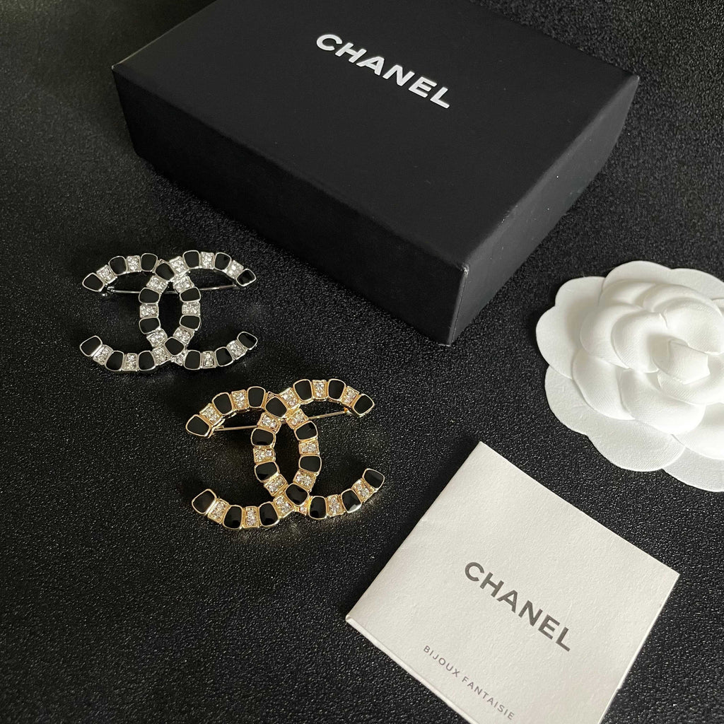 Chanel Gold-Tone Cutout CC Brooch - album image 5