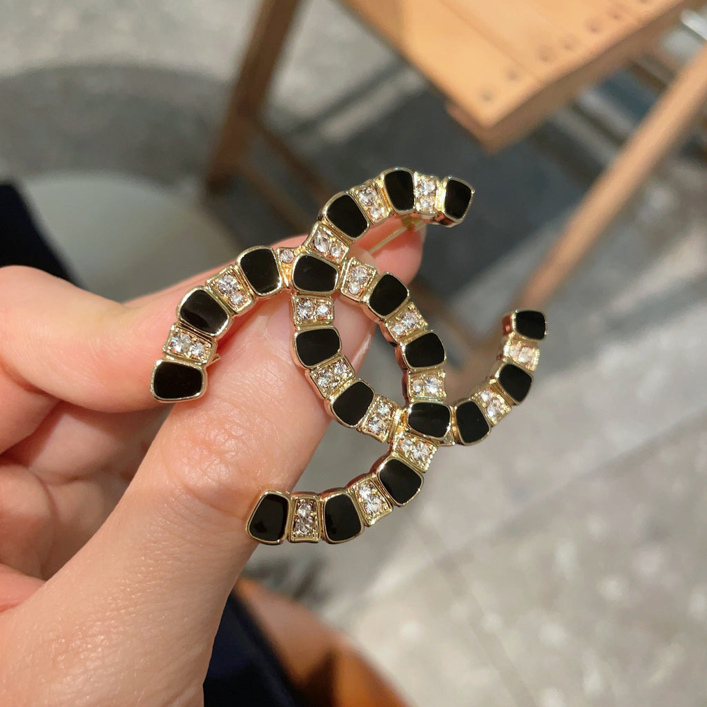 Chanel Gold-Tone Cutout CC Brooch - album image 3