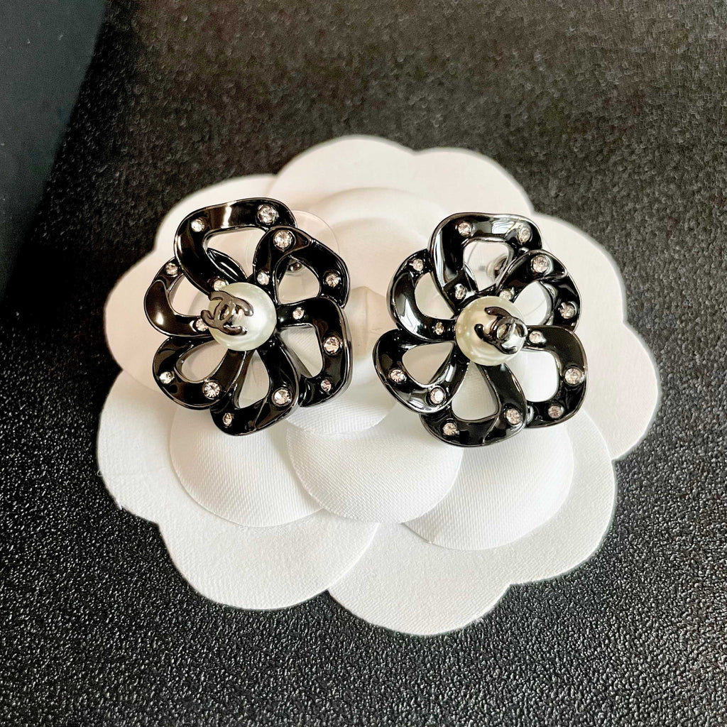 Chanel Interlocking C Camellia Openwork Stud Earrings - album image 8