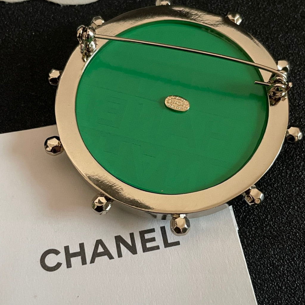 Chanel Interlocking C Letter Brooch - album image 7