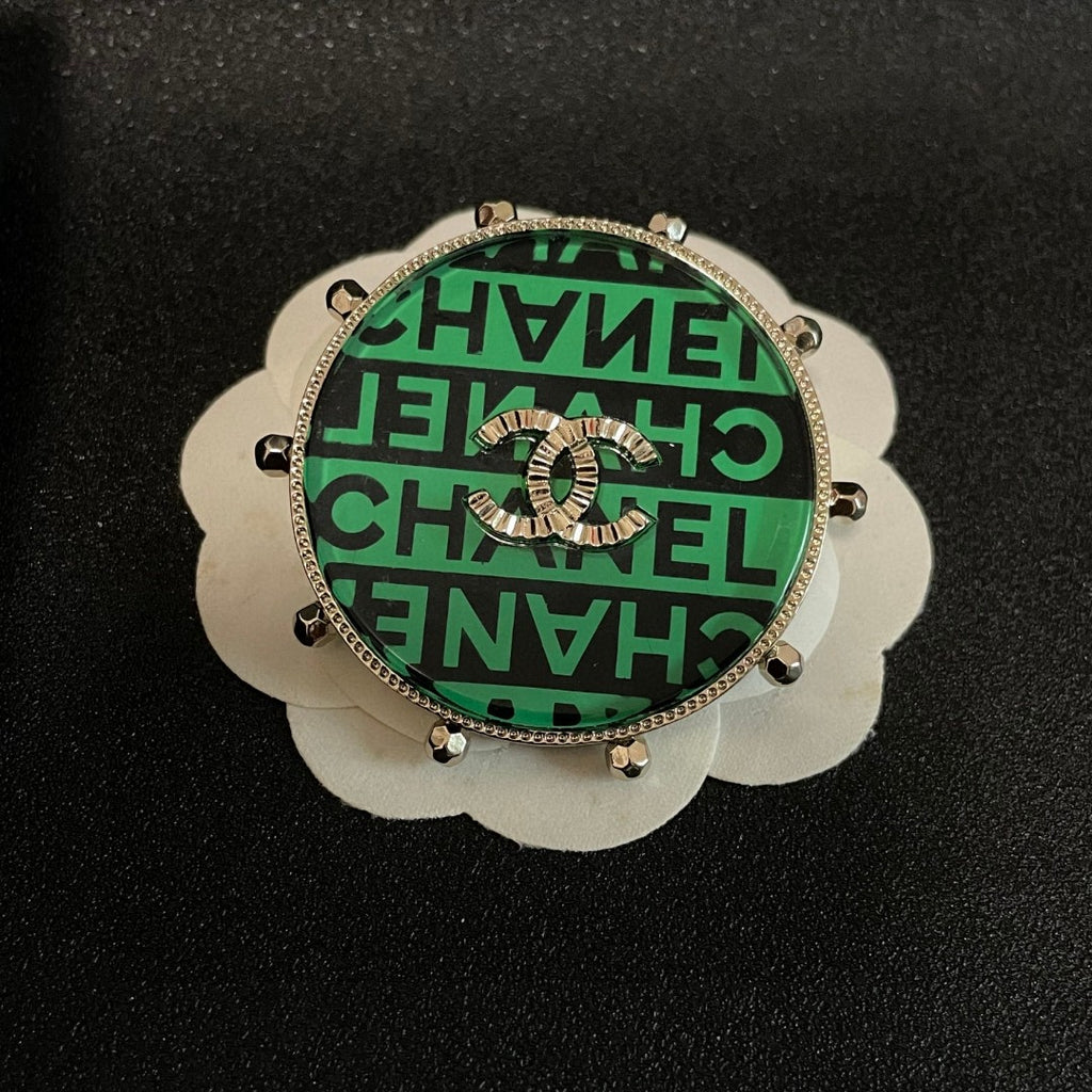 Chanel Interlocking C Letter Brooch - album image 8