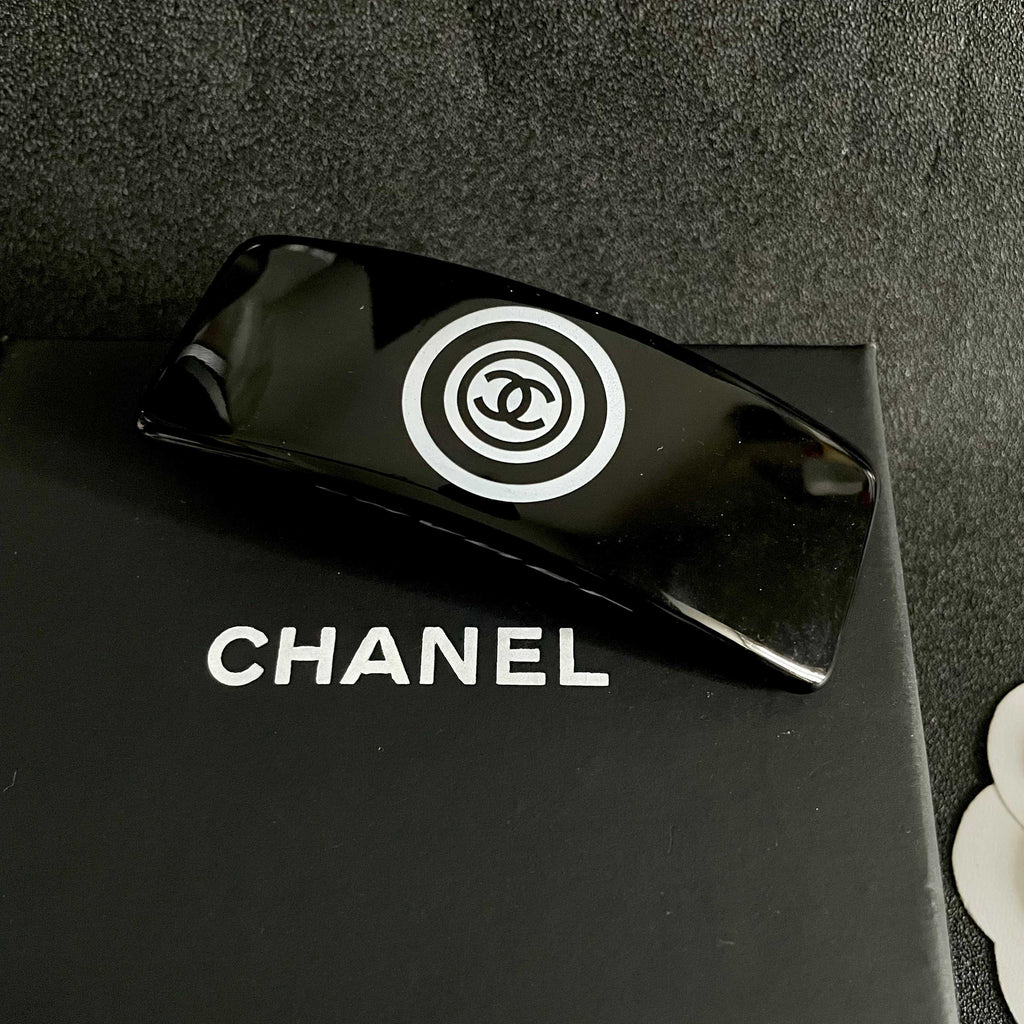 Chanel Interlocking C Hair Barrette - album image 9