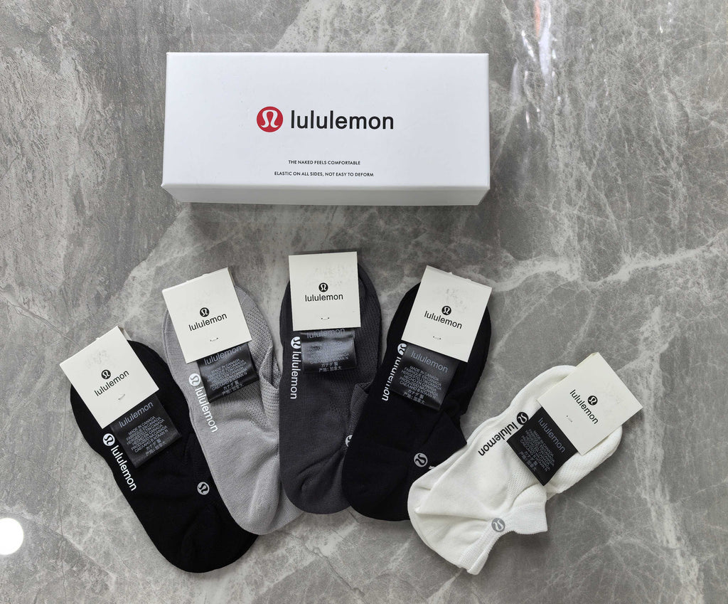 Lululemon black minimal mesh ankle socks - view 4
