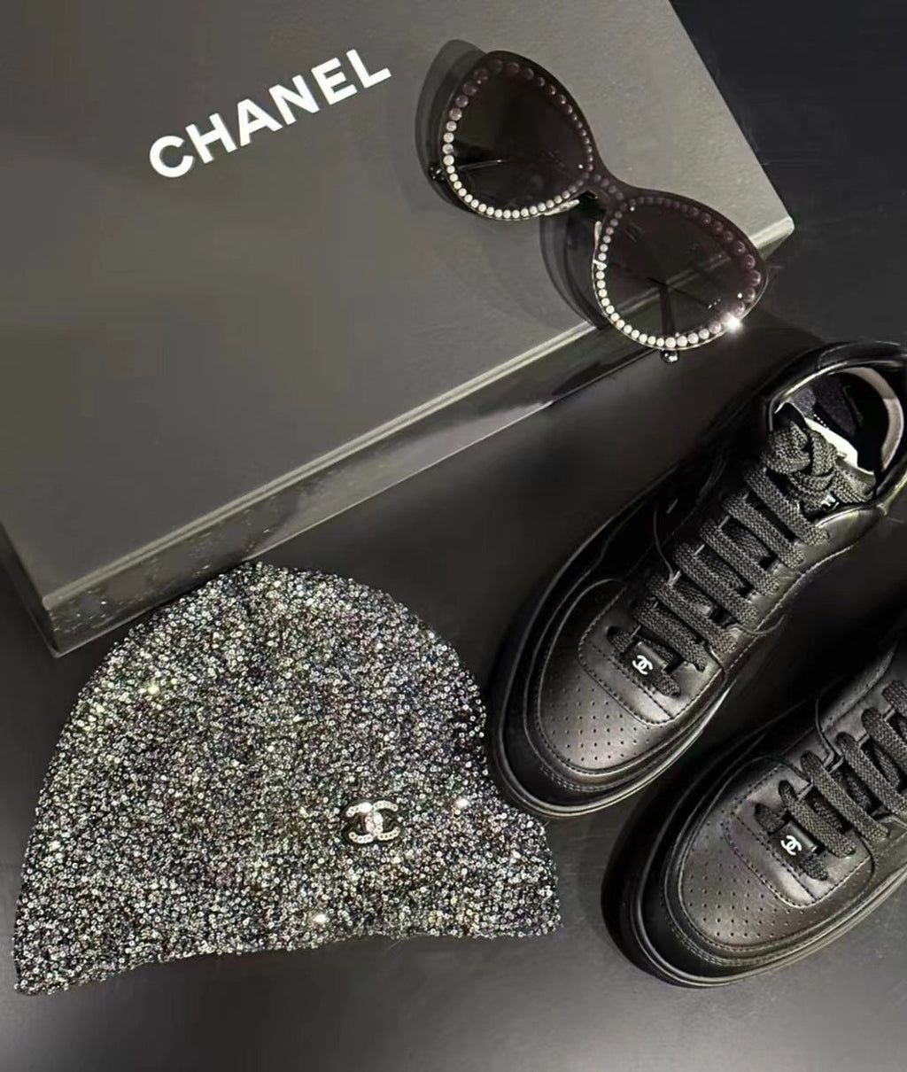 Chanel Sequin Hat - image 5
