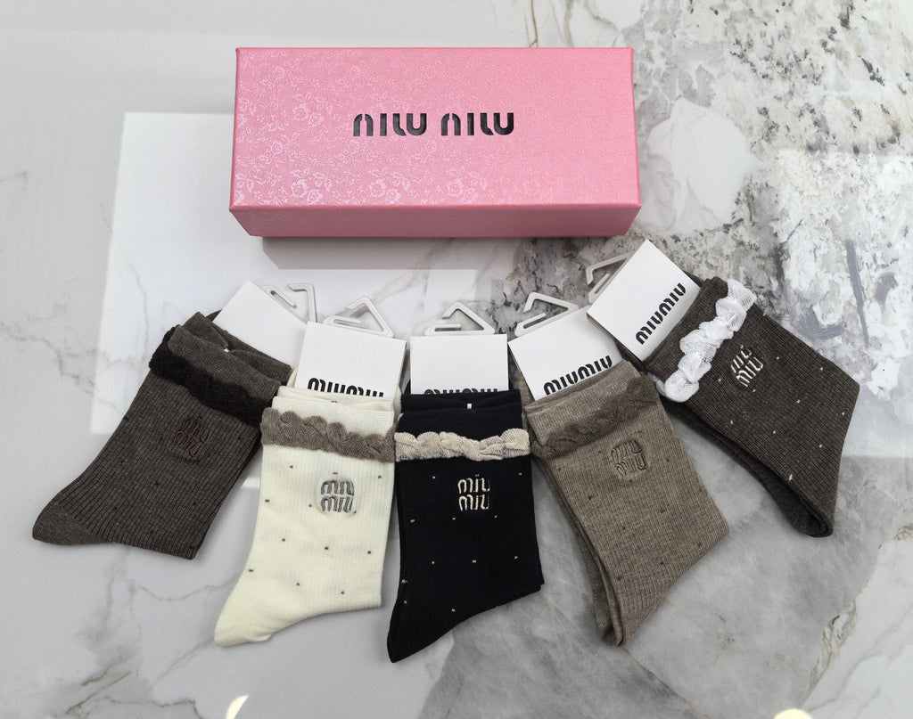 Miu Miu lace edge dot detail crew socks, image 3