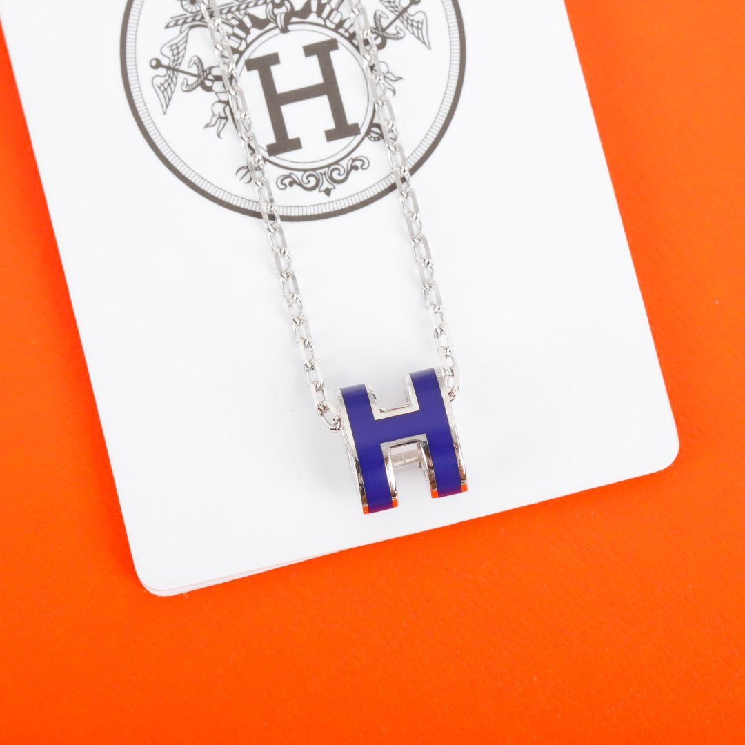 Hermès Mini H Pendant Necklace - album image 4