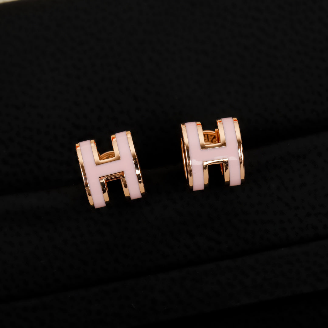 Hermès Mini H Pendant Necklace - album image 4