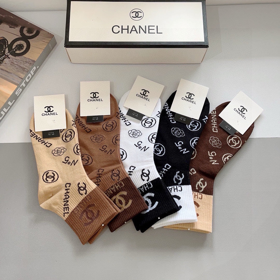 Chanel allover emblem assortment crew socks - view 3