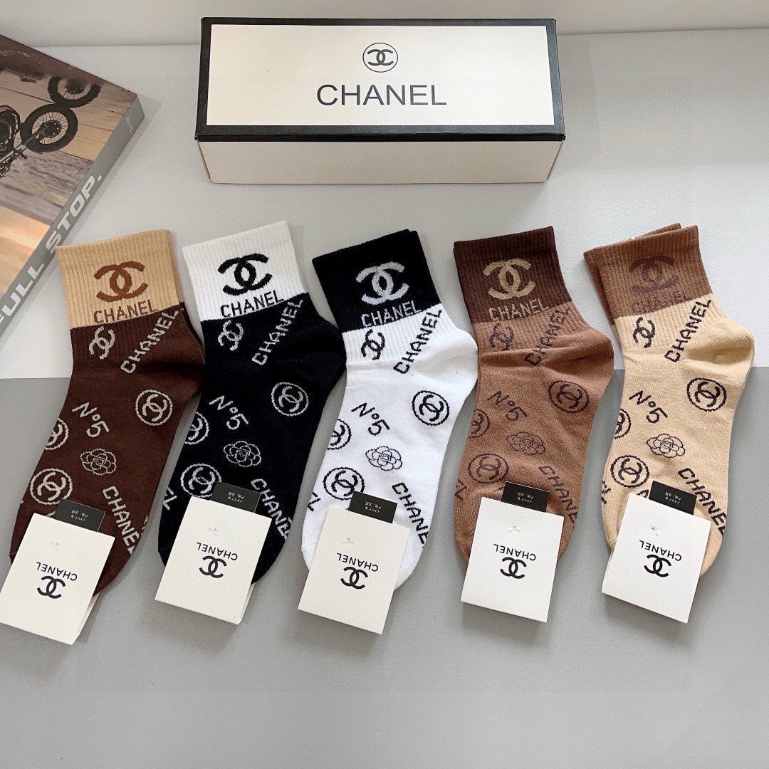 Chanel allover emblem assortment crew socks - view 5
