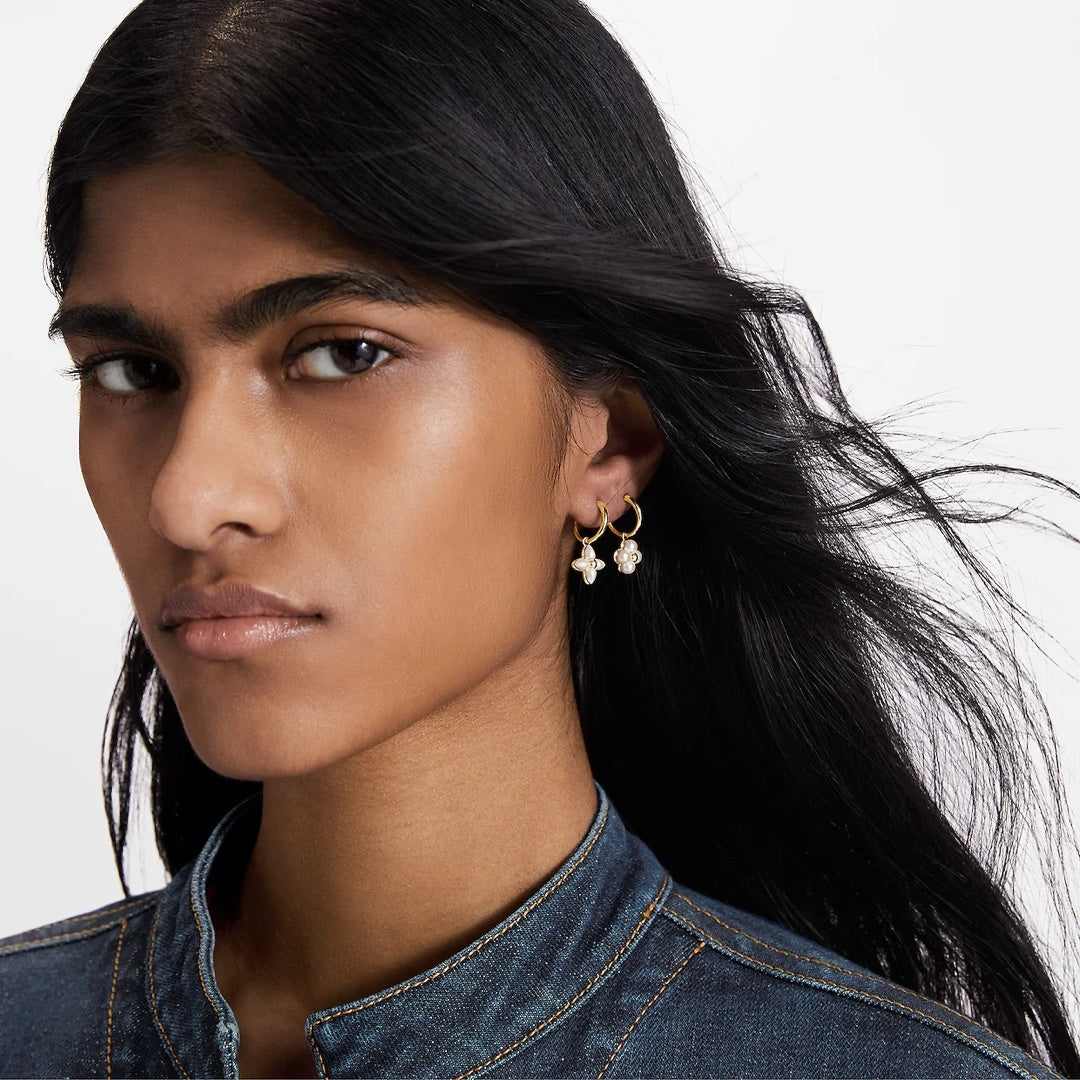 Louis Vuitton White Flower Earrings - album image 5