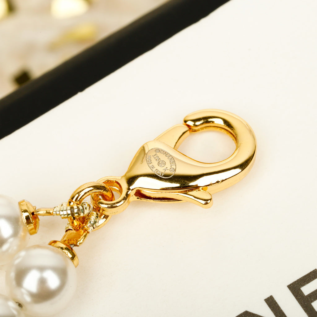 Chanel Interlocking C Pencil Pearl Necklace - album image 7
