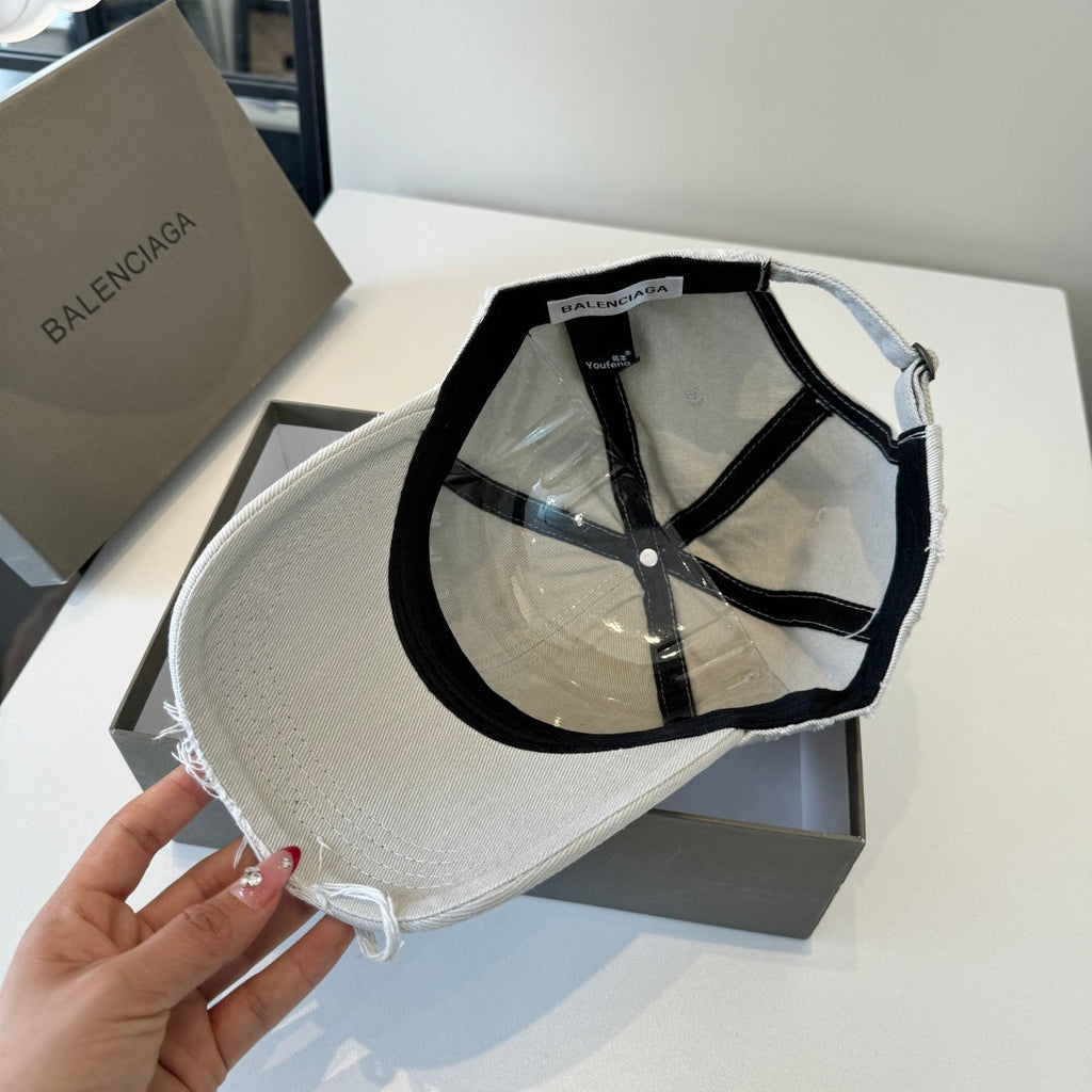 Balenciaga Baseball Cap - image 6