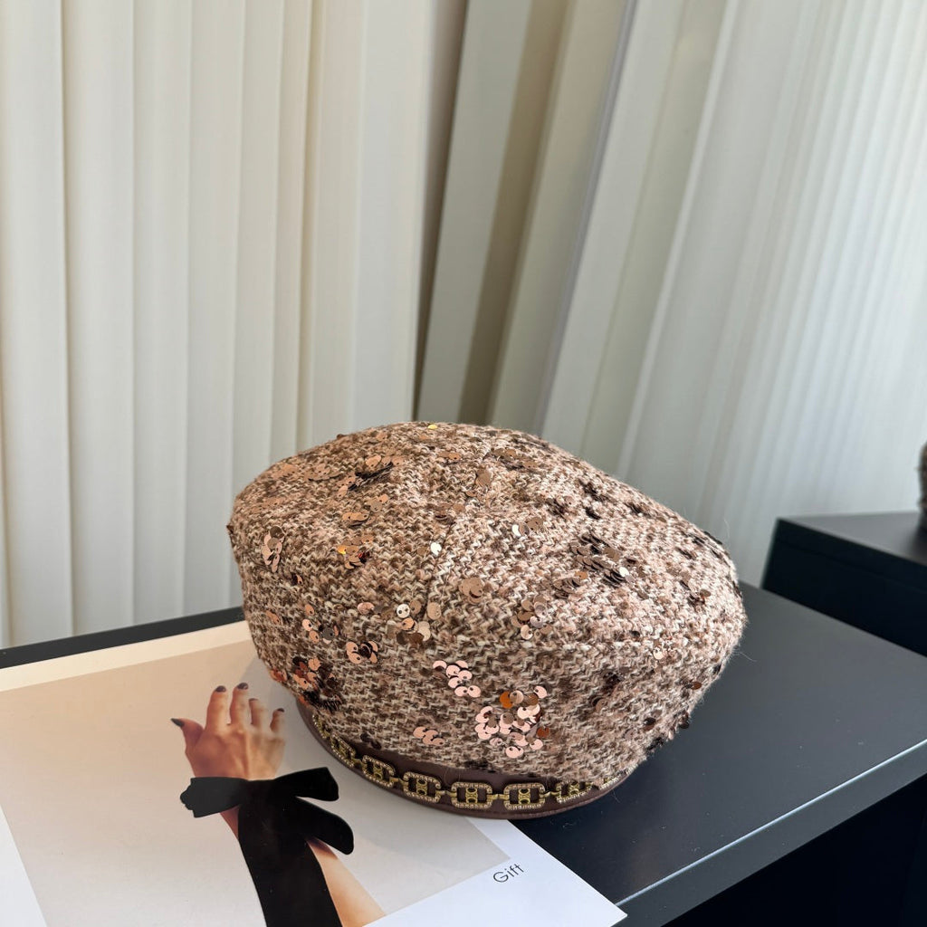 Celine Beret - image 2