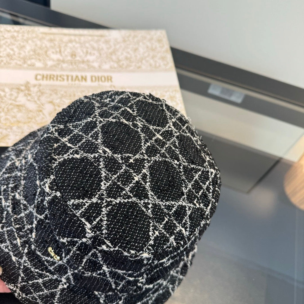 Dior Bucket Hat - image 4