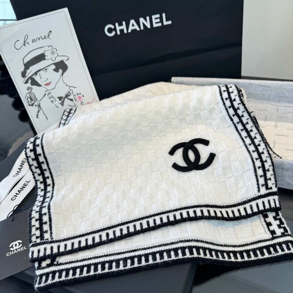 Chanel Hat - image 7